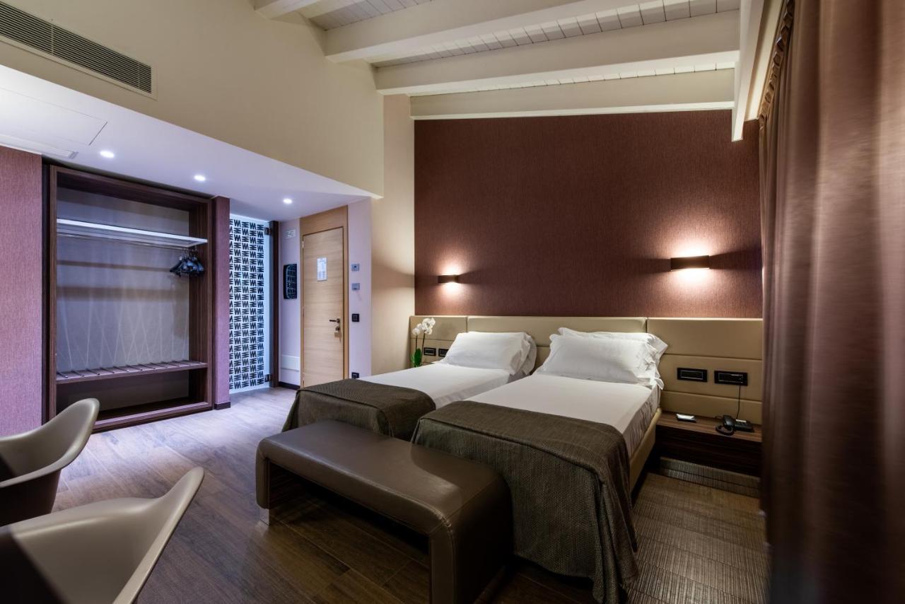 Viola Mhotel Грумелло-дель-Монте Екстер'єр фото